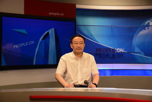 雷朝滋 对少数大学生卖米粉不必大惊小怪，理性看待教育与职业选择